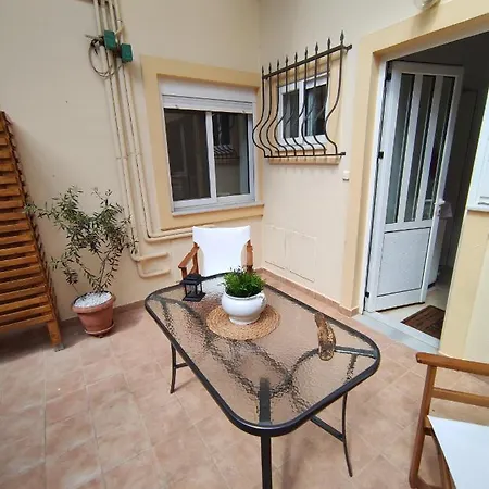 Apartment Rena House *